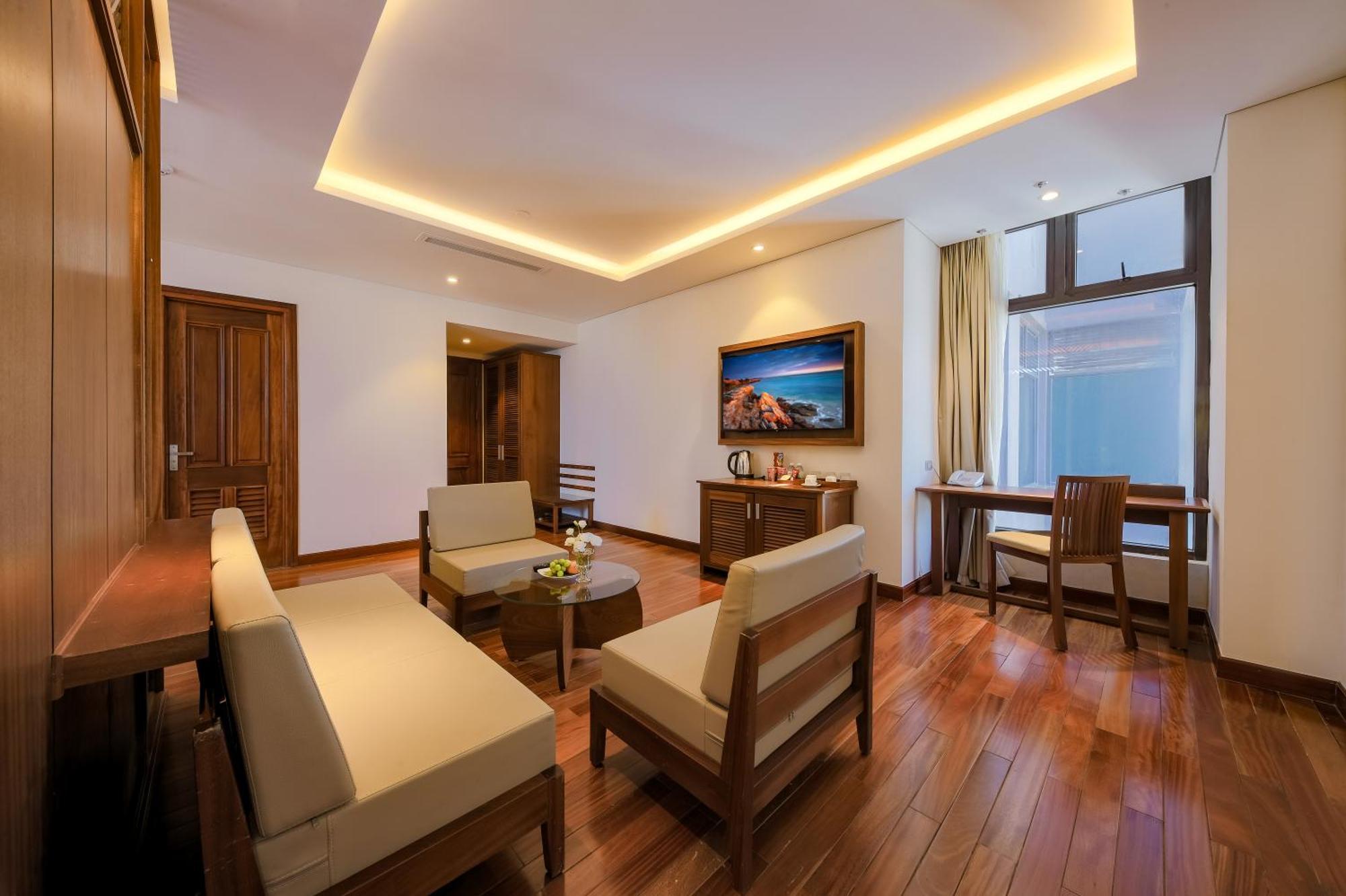 Green Beach Hotel Nha Trang Exterior photo